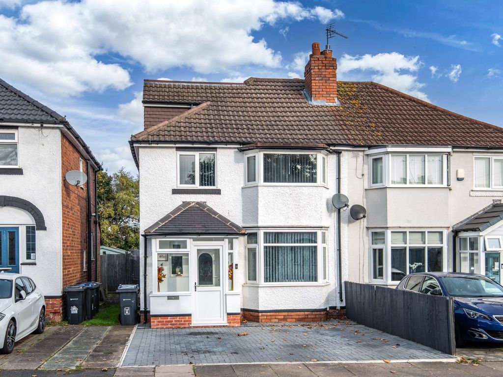 4 bed semi-detached house for sale in Cliff Rock Road, Rednal, Birmingham, West Midlands B45, £300,000