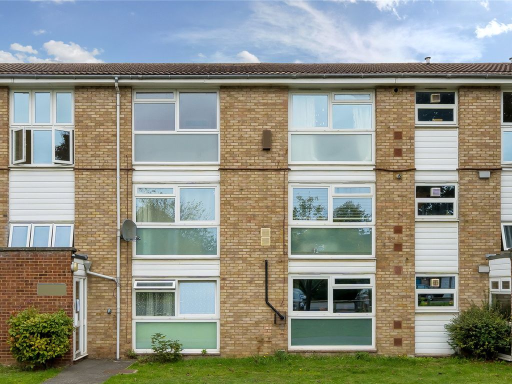 1 bed flat for sale in Hope Park, Bromley BR1, £210,000