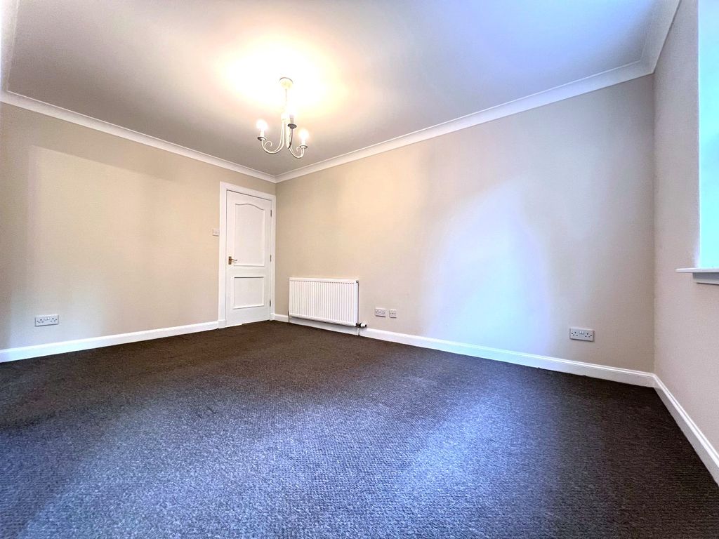 2 bed flat for sale in Belleisle Avenue, Uddingston G71, £199,995