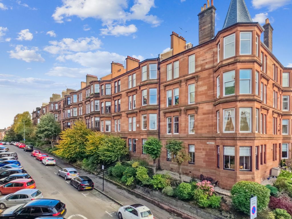 2 bed flat for sale in Polwarth Street, Hyndland, Glasgow G12, £279,000