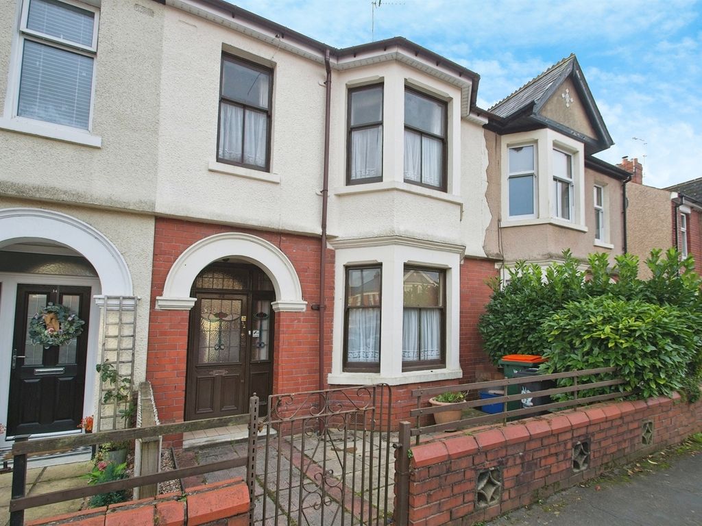 3 bed terraced house for sale in Broadwalk, Caerleon, Newport NP18, £190,000