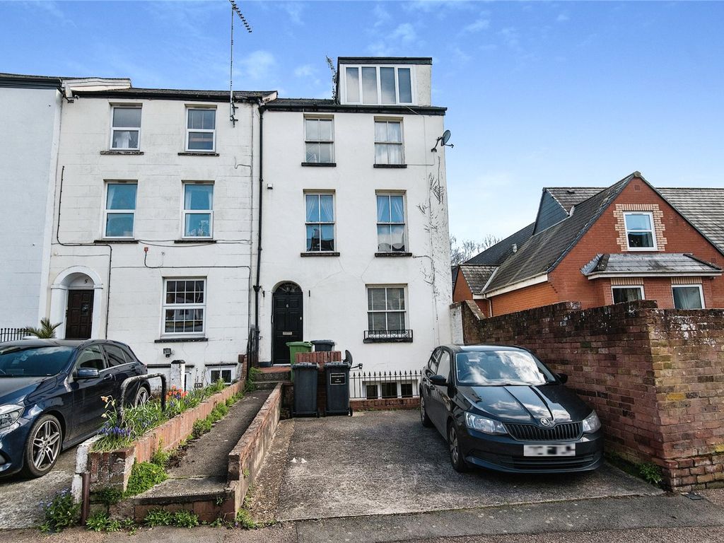 1 bed flat for sale in Grosvenor Place, Exeter, Devon EX1, £130,000