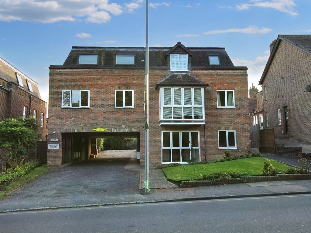 1 bed flat for sale in Eridge Road, Crowborough, East Sussex TN6, £60,000