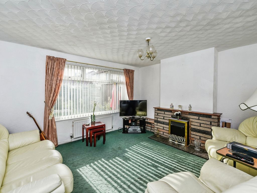 4 bed semi-detached house for sale in Wyllin Road, Kirkby, Merseyside L33, £140,000