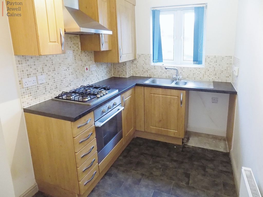 2 bed flat for sale in Skylark Road, North Cornelly, Bridgend . CF33, £99,995