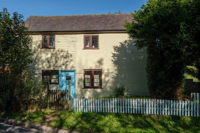 2 bed cottage for sale in Yew Tree Cottage, Tref-Y-Clawdd, Tref-Y-Clawdd, Powys LD7, £150,000