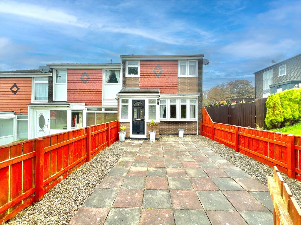 3 bed terraced house for sale in Dishforth Green, Harlow Green, Gateshead NE9, £130,000