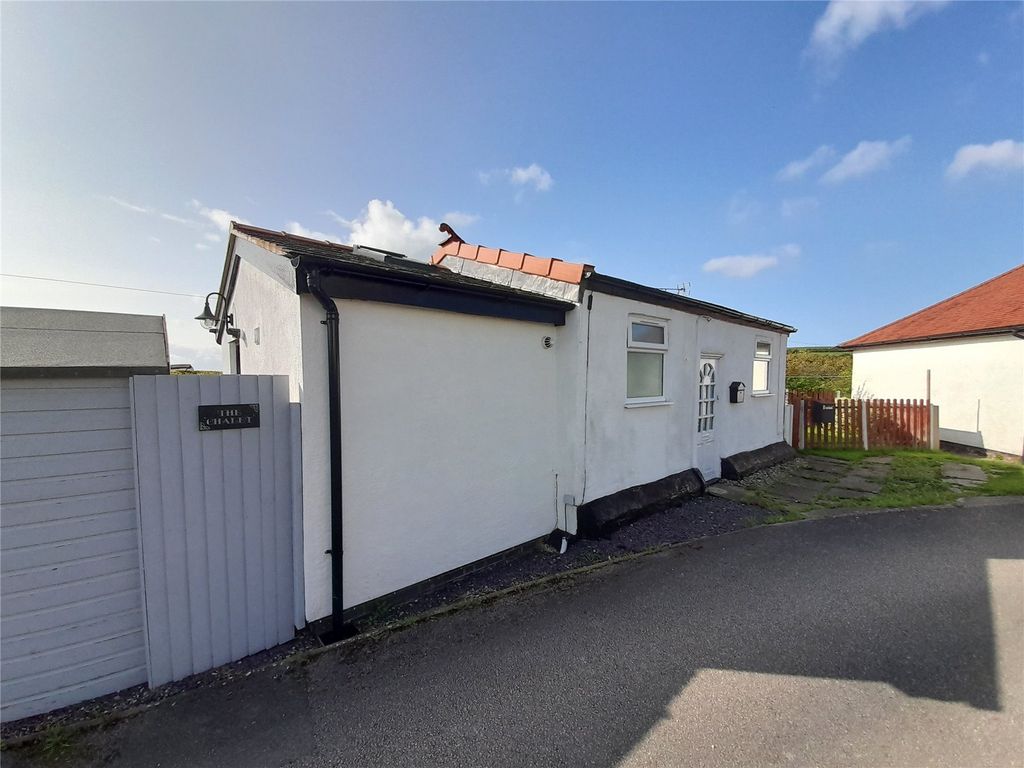 1 bed bungalow for sale in Gwaenysgor, Rhyl, Flintshire LL18, £120,000