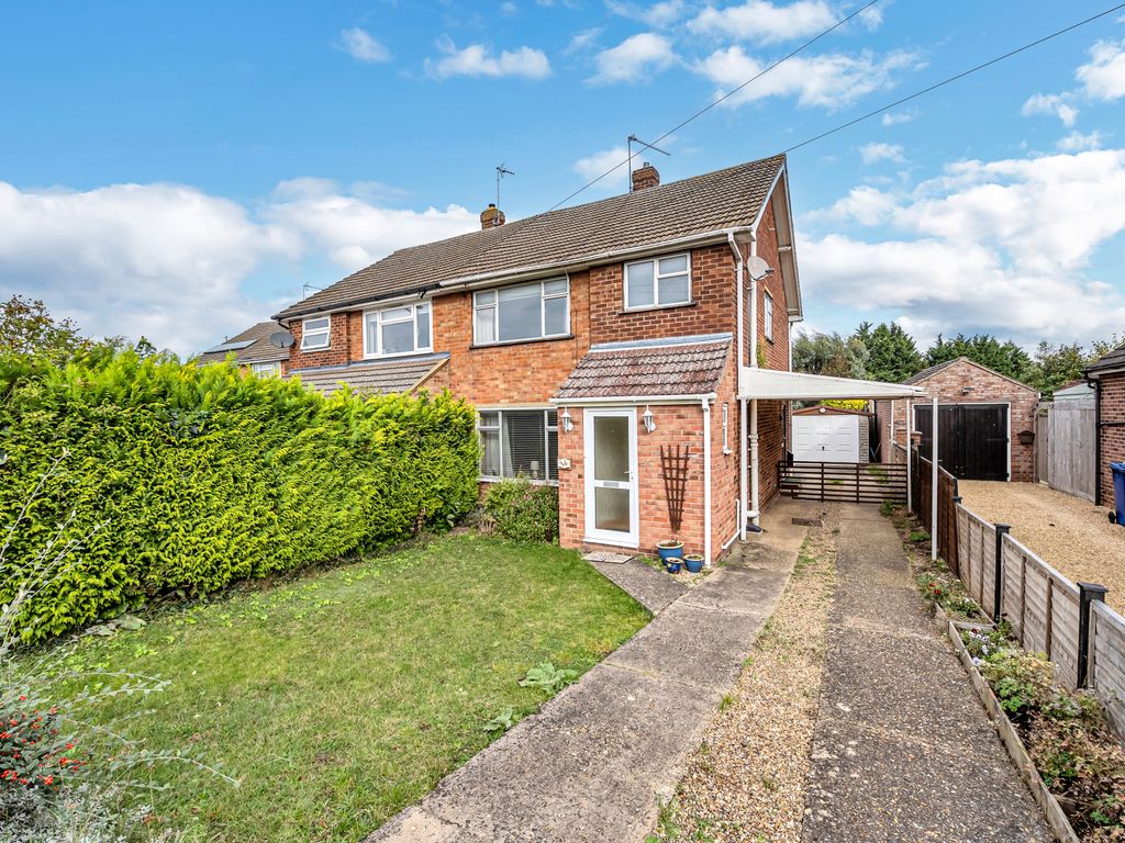 3 bed semi-detached house for sale in Newmarket Road, Bury St. Edmunds IP33, £300,000