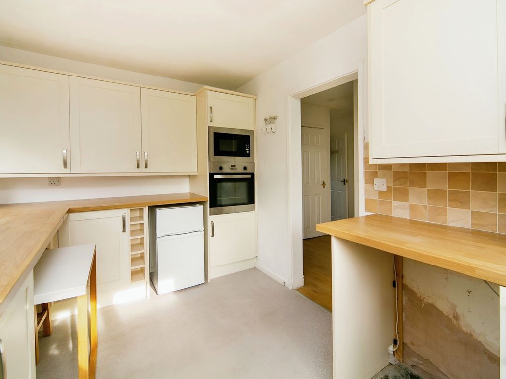 2 bed end terrace house for sale in Woodlands Court, Hawarden, Deeside, Flintshire CH5, £122,000