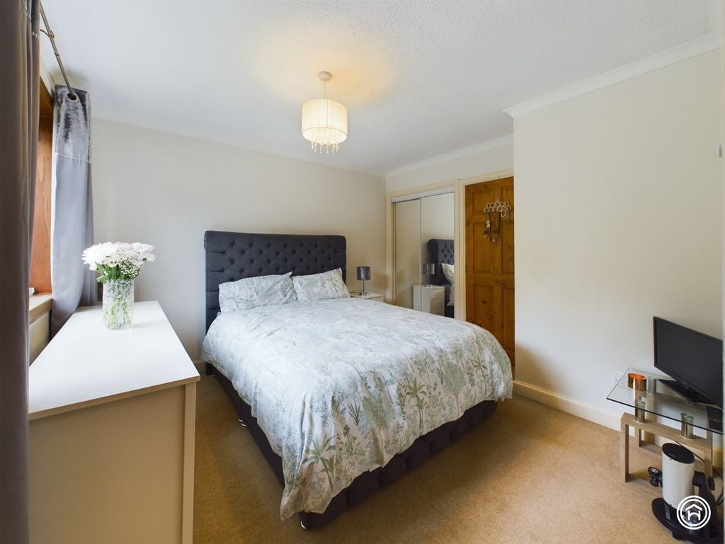 3 bed detached house for sale in Glen Douglas Drive, Craigmarloch, Cumbernauld, North Lanarkshire G68, £237,500