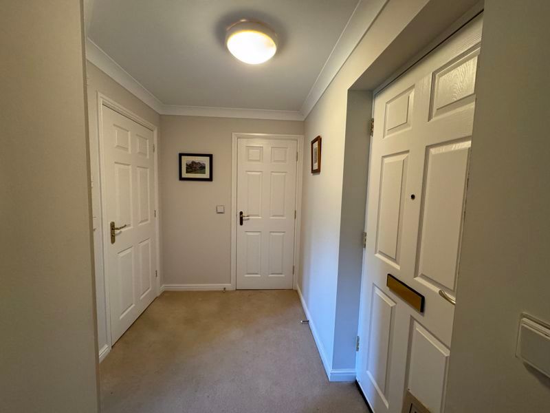 1 bed property for sale in Chester Road, Holmes Chapel, Crewe CW4, £105,000