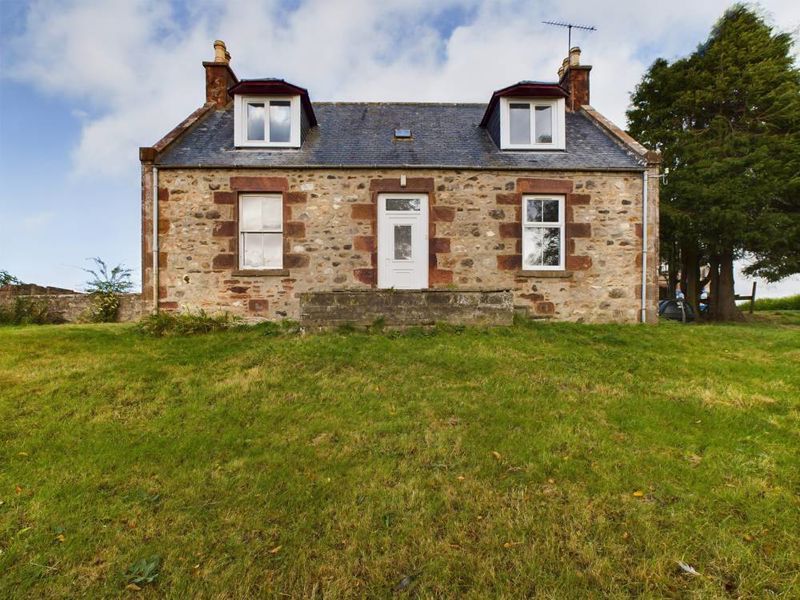 3 bed cottage for sale in Auchterless, Turriff AB53, £155,000