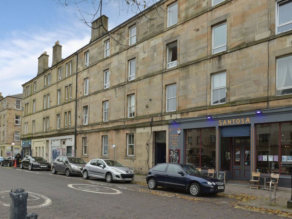 1 bed flat for sale in Albert Street, Leith, Edinburgh EH7, £150,000
