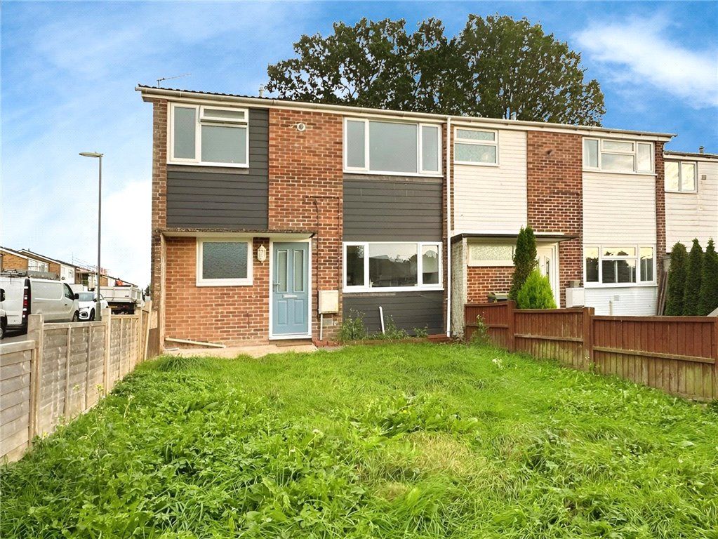 3 bed end terrace house for sale in Passingham Walk, Waterlooville, Hampshire PO8, £280,000