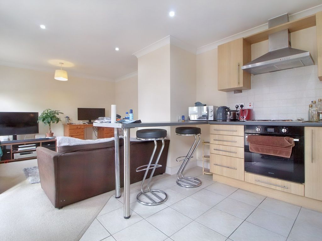 2 bed flat for sale in Spindle Drive, Thetford IP24, £140,000