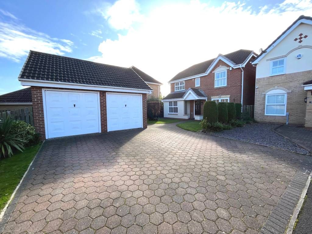 4 bed detached house for sale in Heathfield, Chester Le Street DH2, £330,000