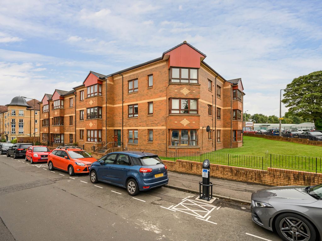 2 bed flat for sale in St. Clair Road, Edinburgh EH6, £175,000