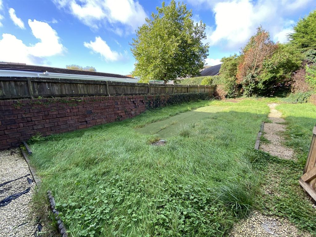 3 bed semi-detached house for sale in Denham Avenue, Llanelli SA15, £195,000