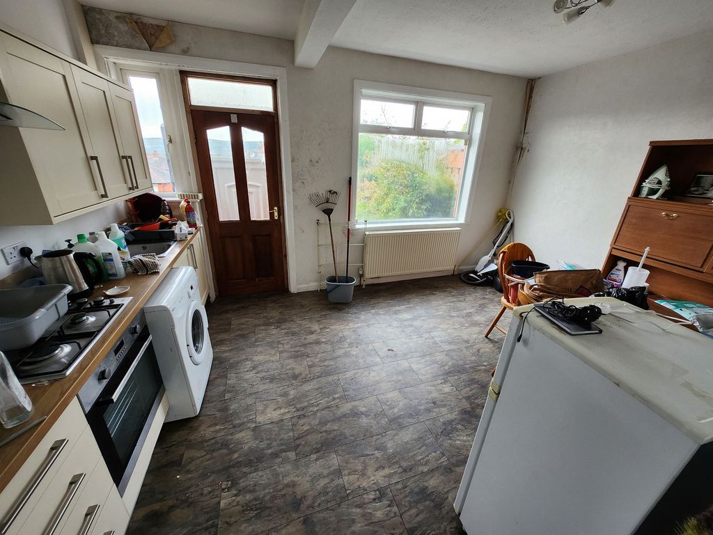 2 bed semi-detached house for sale in Pye Nest Road, Halifax HX2, £120,000