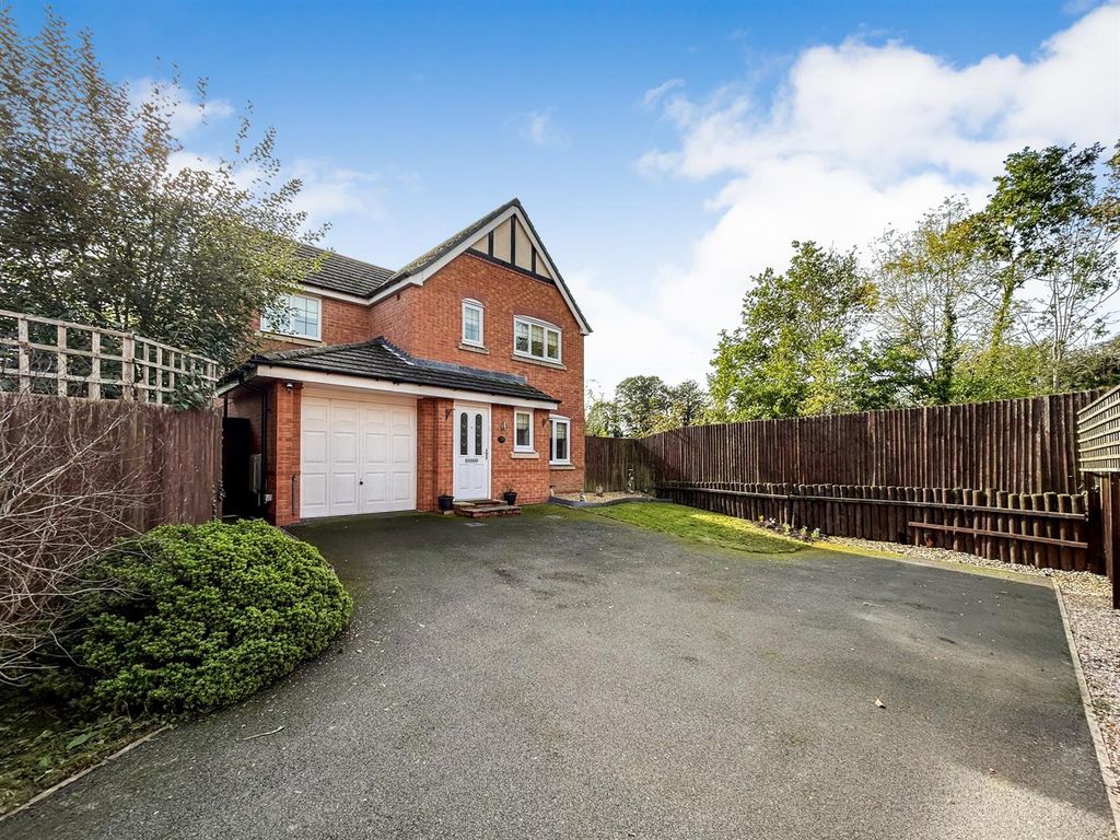 4 bed detached house for sale in Heritage Way, Llanymynech SY22, £290,000