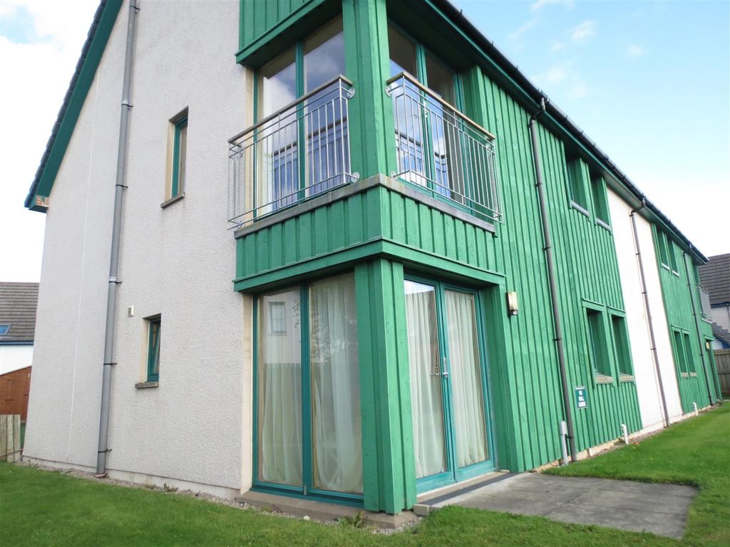 2 bed flat for sale in Slochd Court, Aviemore PH22, £93,000