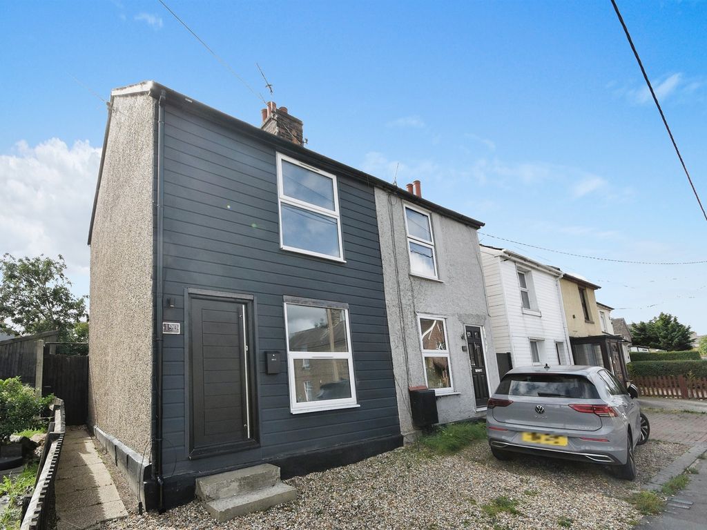 2 bed semi-detached house for sale in Coggeshall Road, Braintree CM7, £240,000