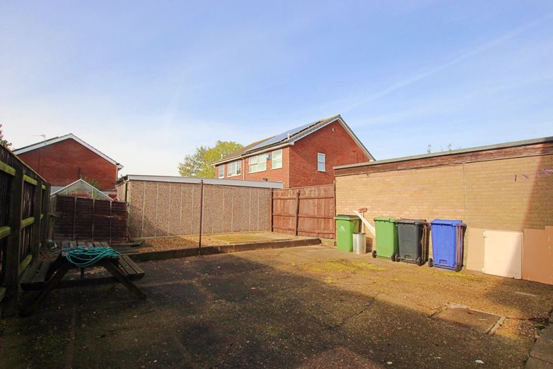 3 bed semi-detached house for sale in Calder Close, Immingham DN40, £149,950
