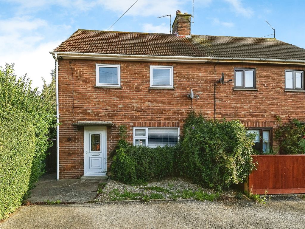 3 bed semi-detached house for sale in Sculthorpe Avenue, West Lynn, King