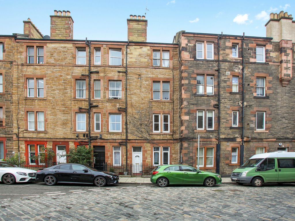 3 bed flat for sale in 25 Henderson Gardens, The Shore, Edinburgh EH6, £180,000