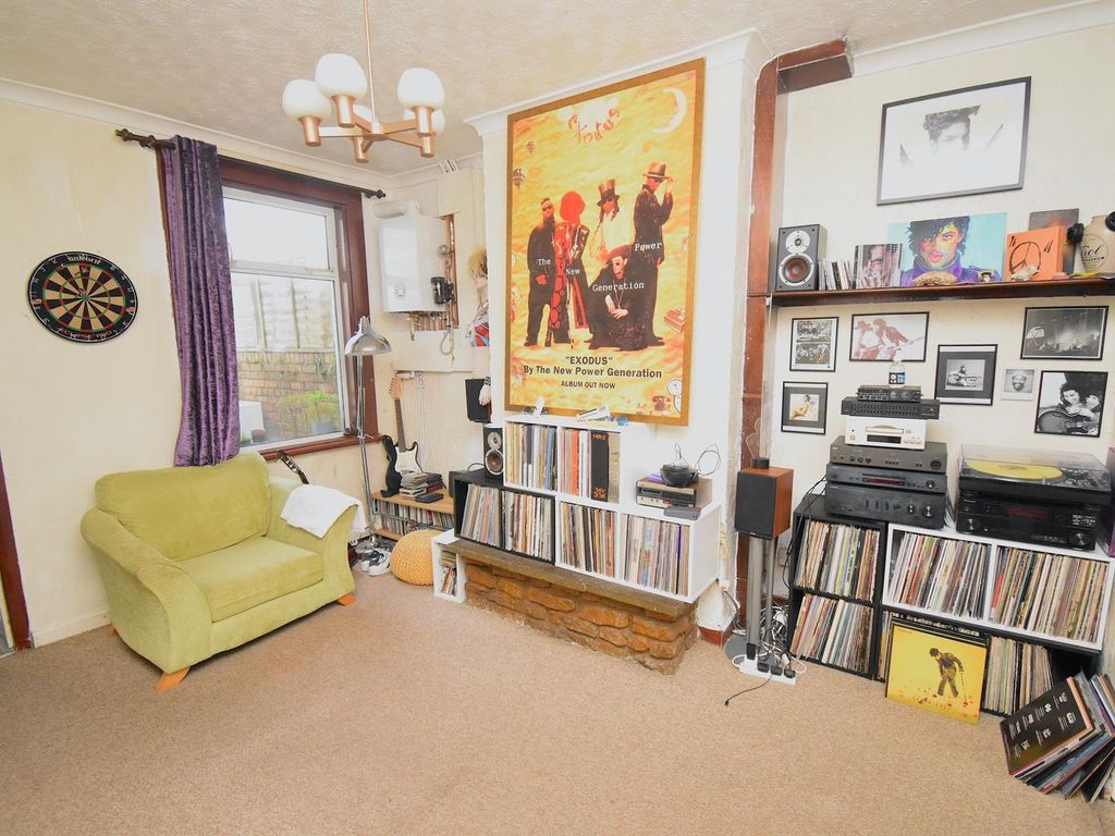 3 bed terraced house for sale in Hanham Road, Hanham, Bristol, 8Nu. BS15, £230,000