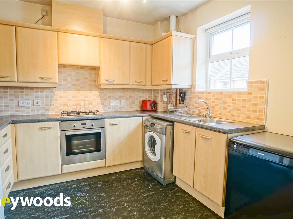 2 bed flat for sale in Archers Walk, Stoke-On-Trent ST4, £120,000