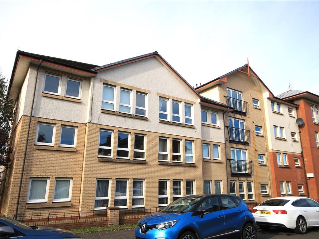 2 bed flat for sale in Guthrie Court, Motherwell ML1, £119,995