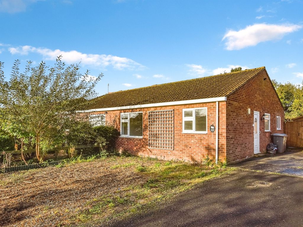 2 bed semi-detached bungalow for sale in Farleigh Close, Westbury BA13, £280,000