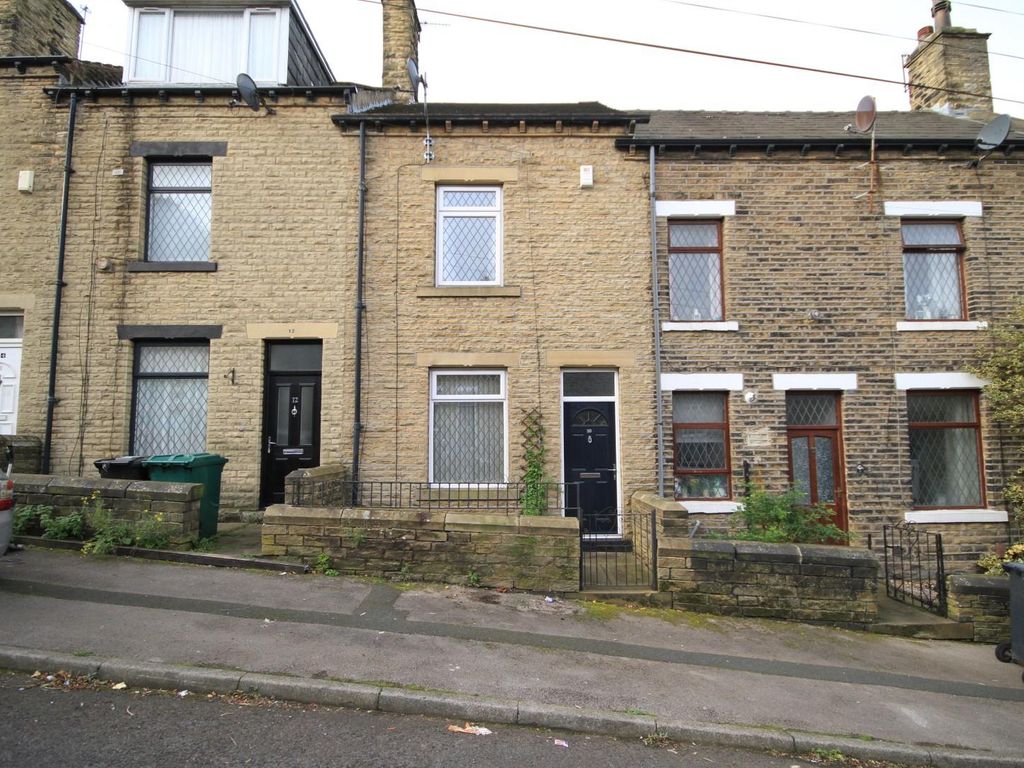 2 bed terraced house for sale in Airedale Crescent, Otley Road BD3, £99,995