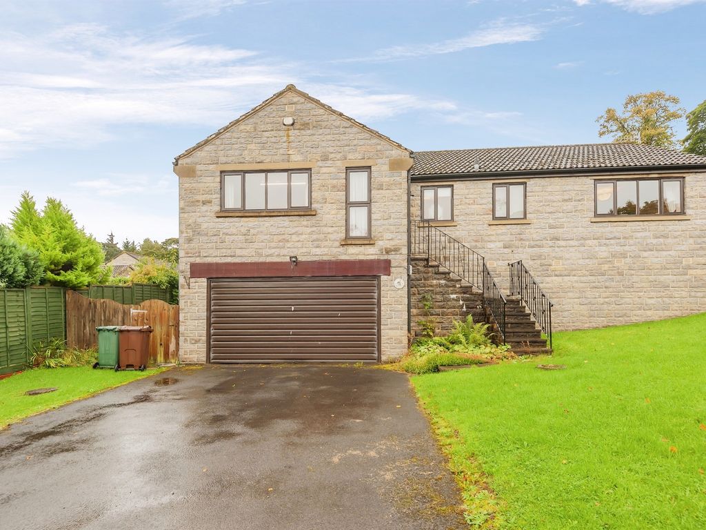 3 bed detached bungalow for sale in Woodside, Keighley BD20, £235,000