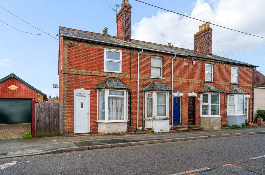 2 bed end terrace house for sale in Church Street, Braintree, Essex CM7, £300,000