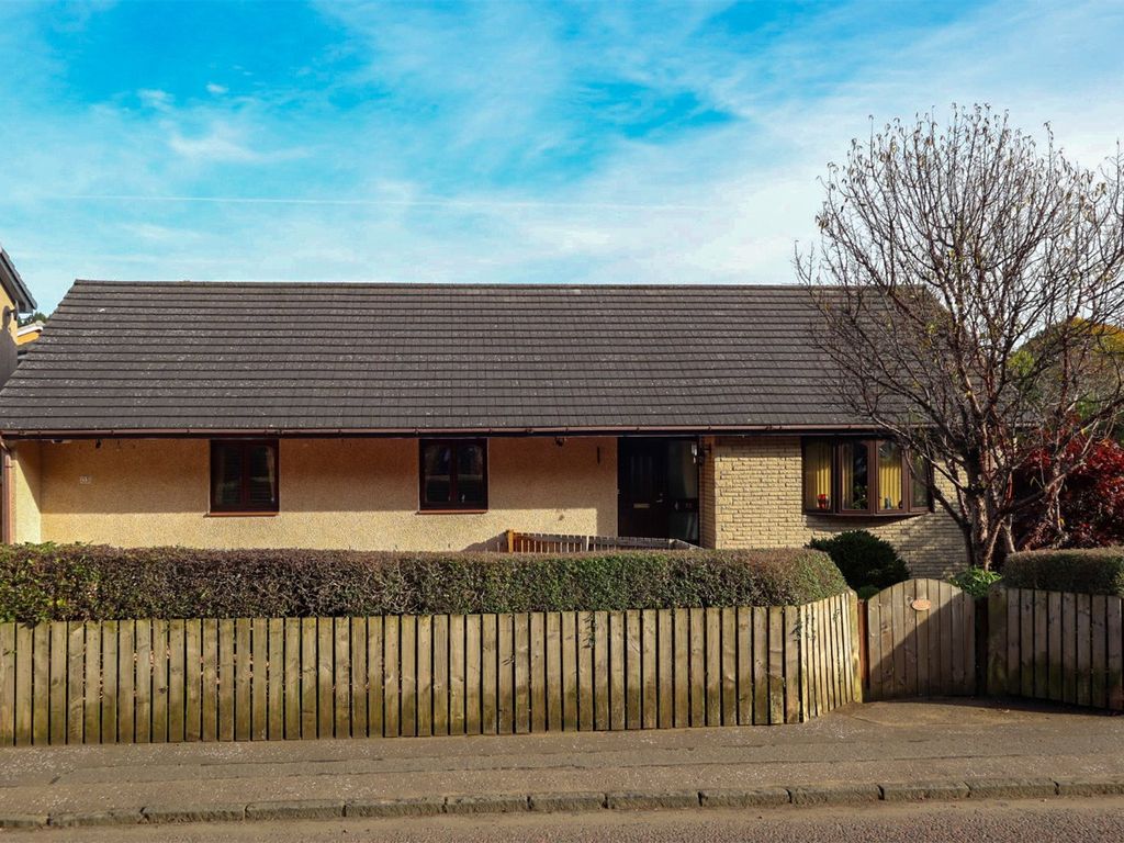 4 bed bungalow for sale in Lanark Road, Crossford, Carluke, South Lanarkshire ML8, £295,000