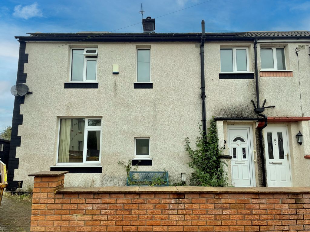 3 bed end terrace house for sale in Ipswich Road, Preston PR2, £110,000