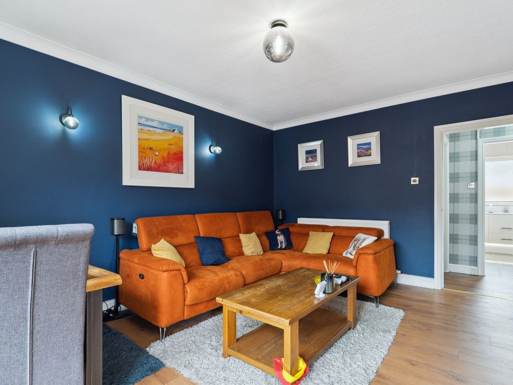 2 bed flat for sale in Dundrennan Road, Battlefield, Glasgow G42, £149,000