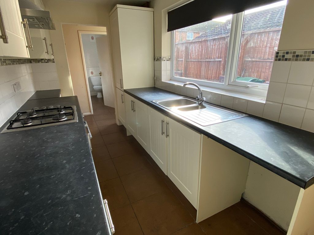 3 bed terraced house for sale in Foster Street, Lincoln LN5, £140,000