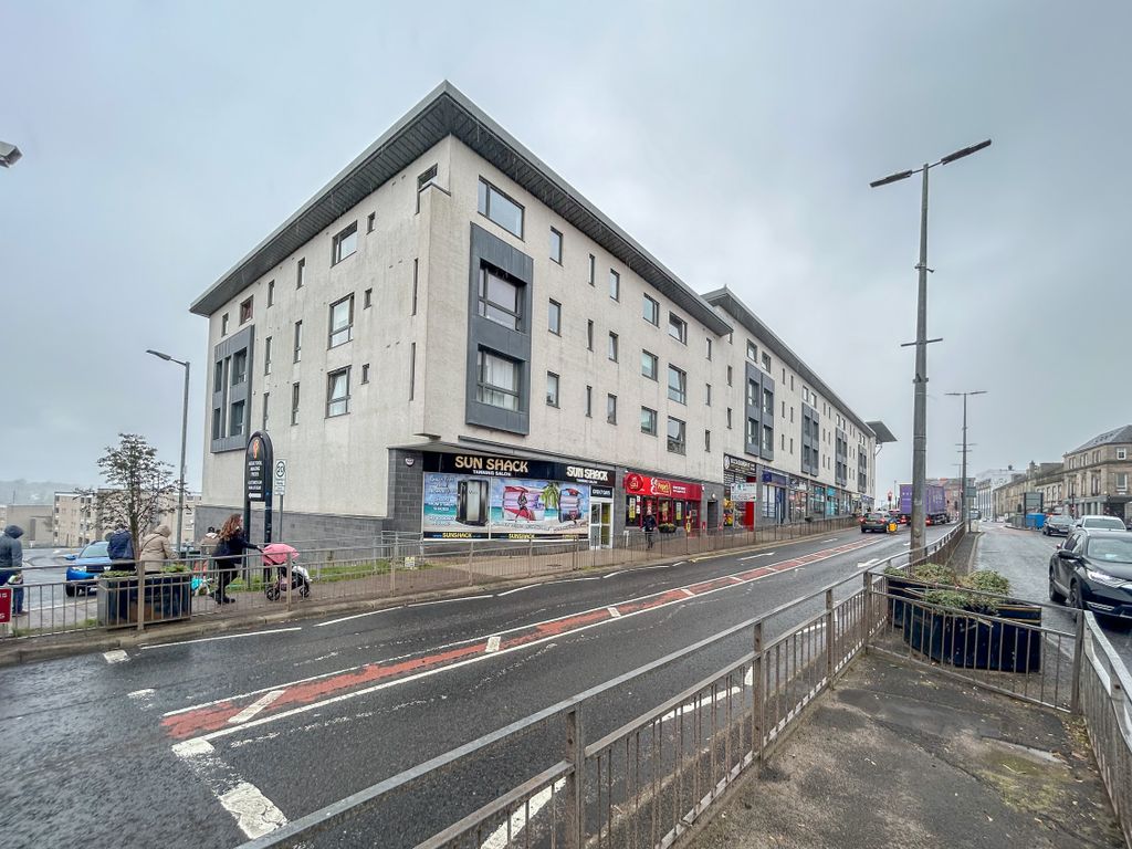 1 bed flat for sale in Main Street, Glasgow G72, £65,000