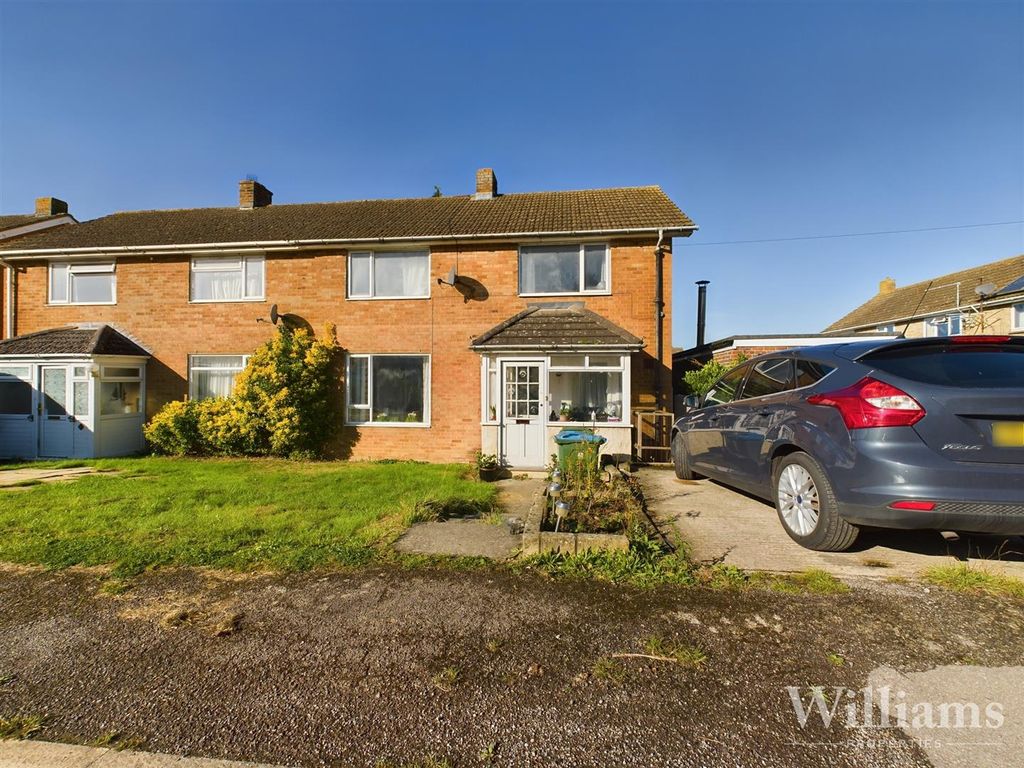 3 bed semi-detached house for sale in Springhill Road, Grendon Underwood, Aylesbury HP18, £290,000