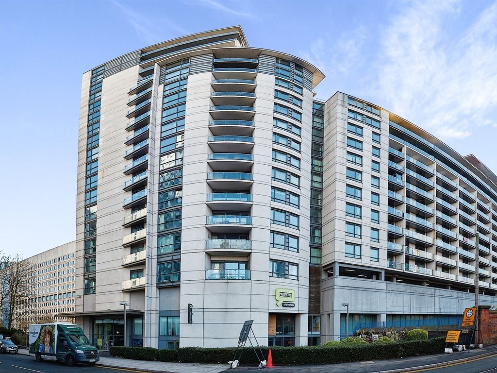 1 bed flat for sale in Holliday Street, Birmingham B1, £130,000
