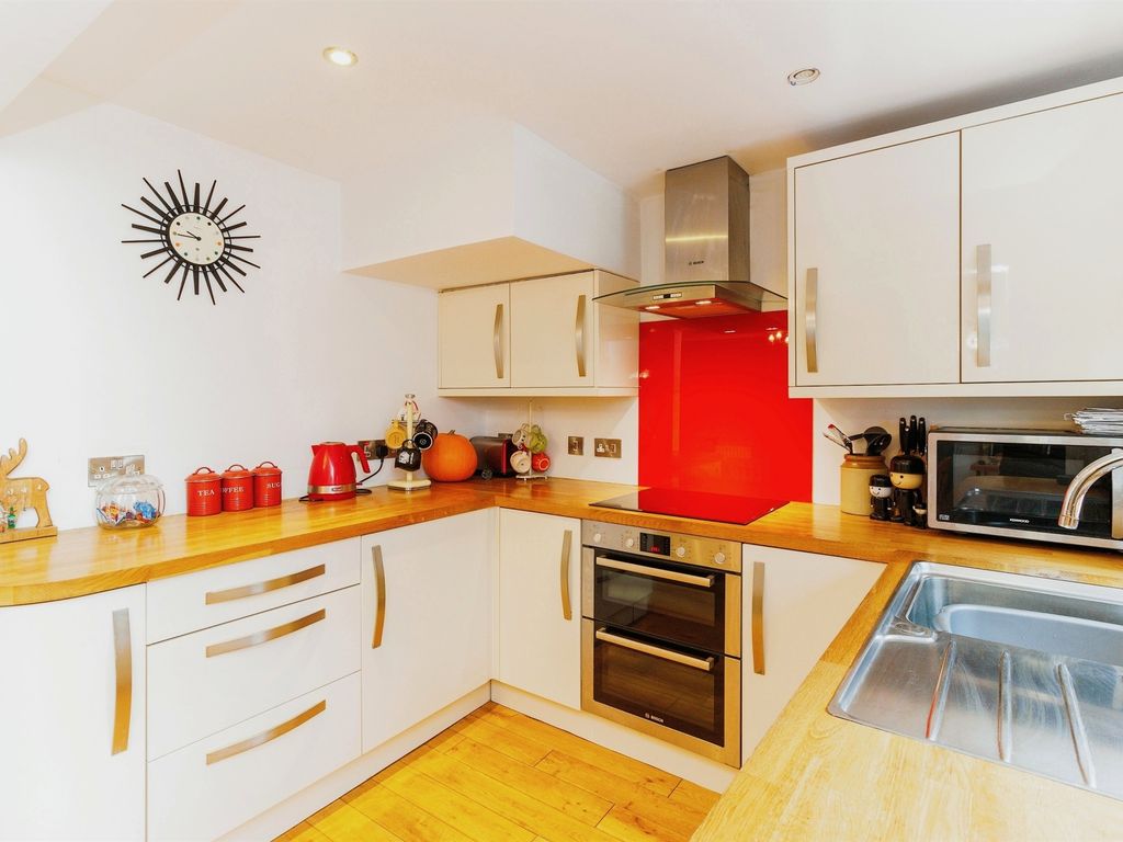3 bed end terrace house for sale in Blatchcombe Road, Paignton TQ3, £240,000