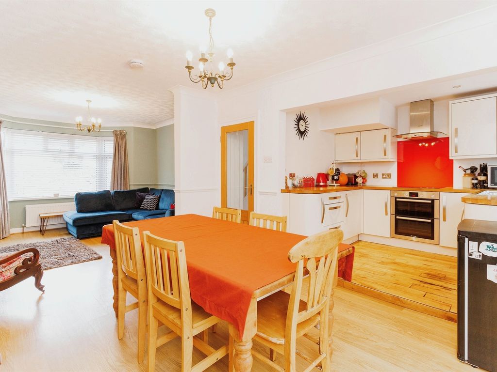 3 bed end terrace house for sale in Blatchcombe Road, Paignton TQ3, £240,000