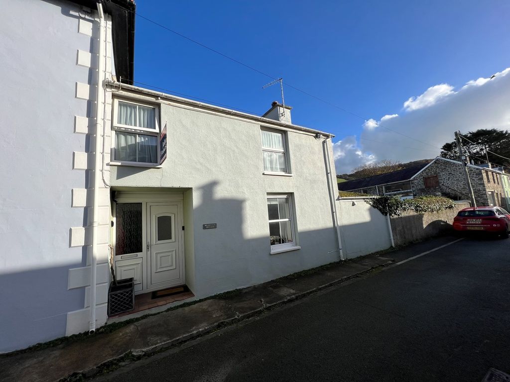 2 bed cottage for sale in Dark Gate Street, Aberaeron SA46, £215,000