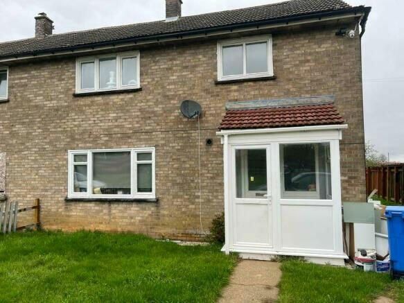 4 bed semi-detached house for sale in Buchanan Road, Hemswell Cliff, Gainsborough DN21, £84,000