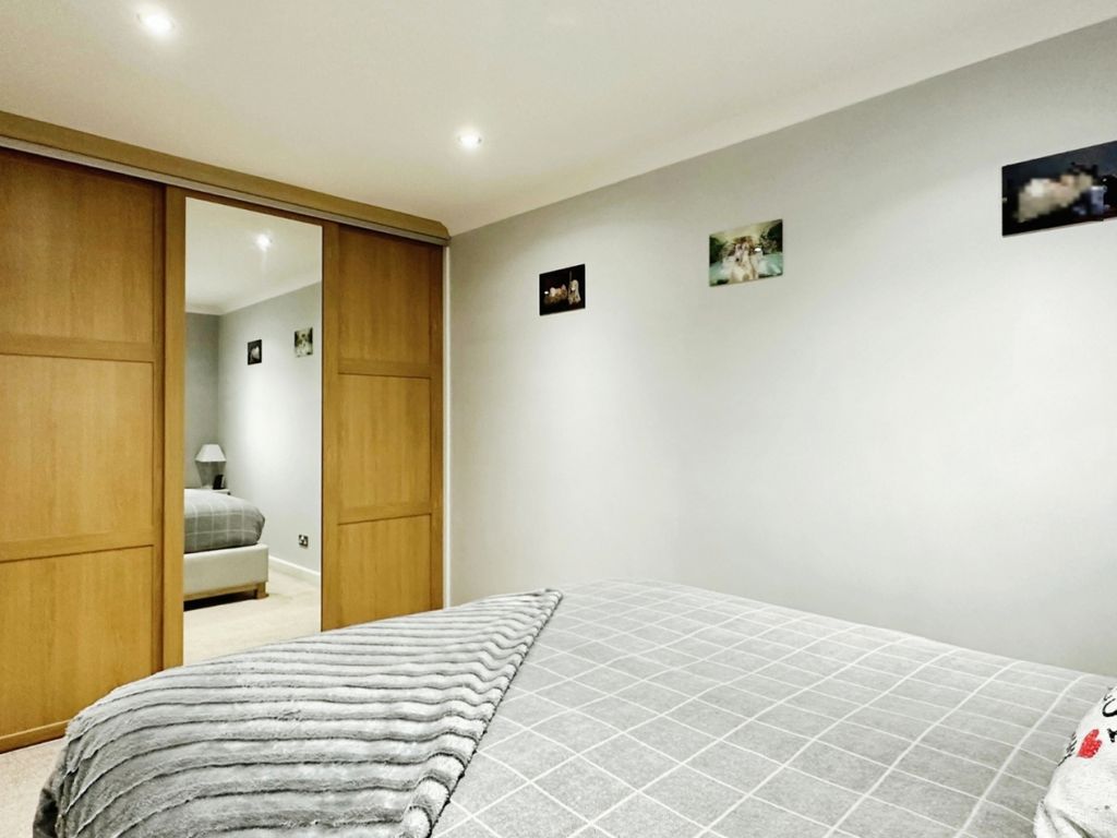 5 bed semi-detached house for sale in Glan-Y-Nant, Tondu, Bridgend CF32, £270,000