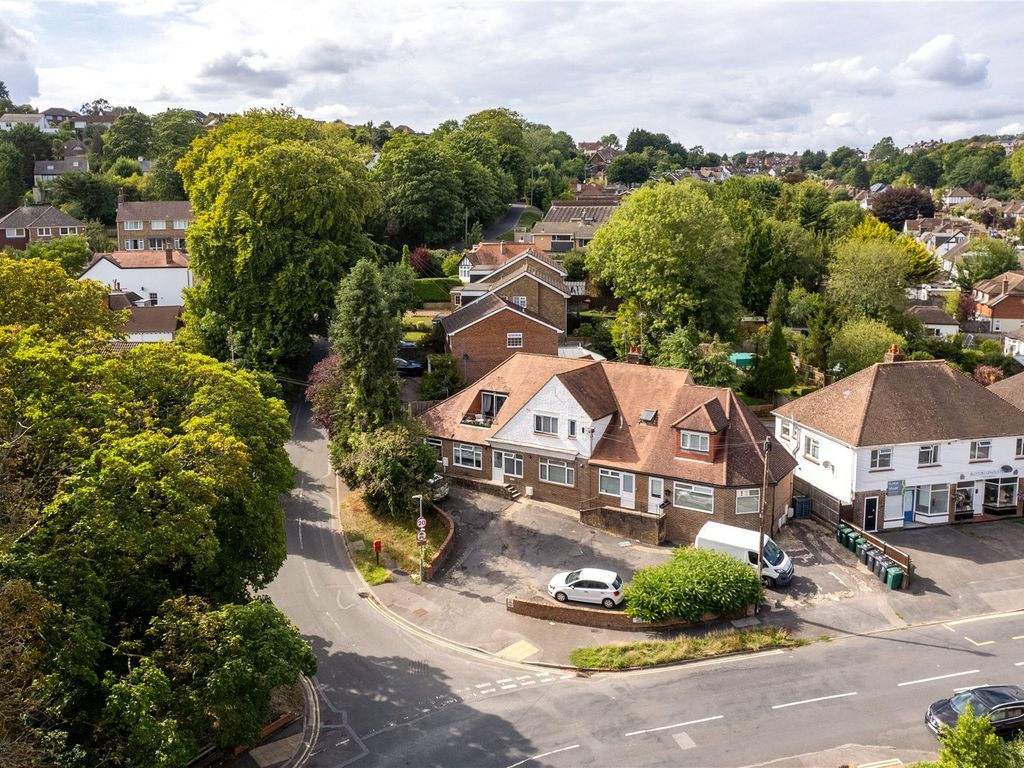 1 bed flat for sale in Tongdean Lane, Withdean, Brighton, East Sussex BN1, £250,000
